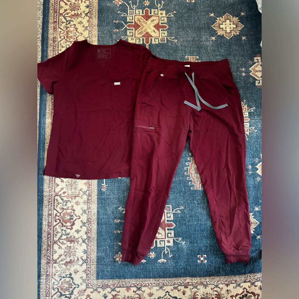 Figs Maroon One Pocket Top and Joggers Set